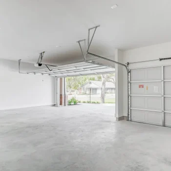 414 TX Ave Garage to yard
